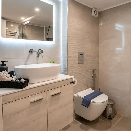 Loft * Каламата